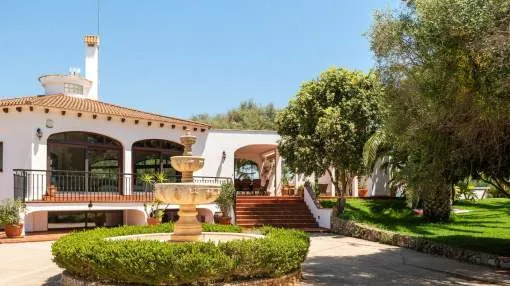 Magnificent property with unique design Magnificent property with unique design